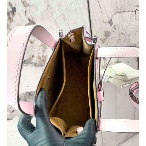 Loewe Women Pre-Loved Bag Very Good Condition - Picture 9 of 9